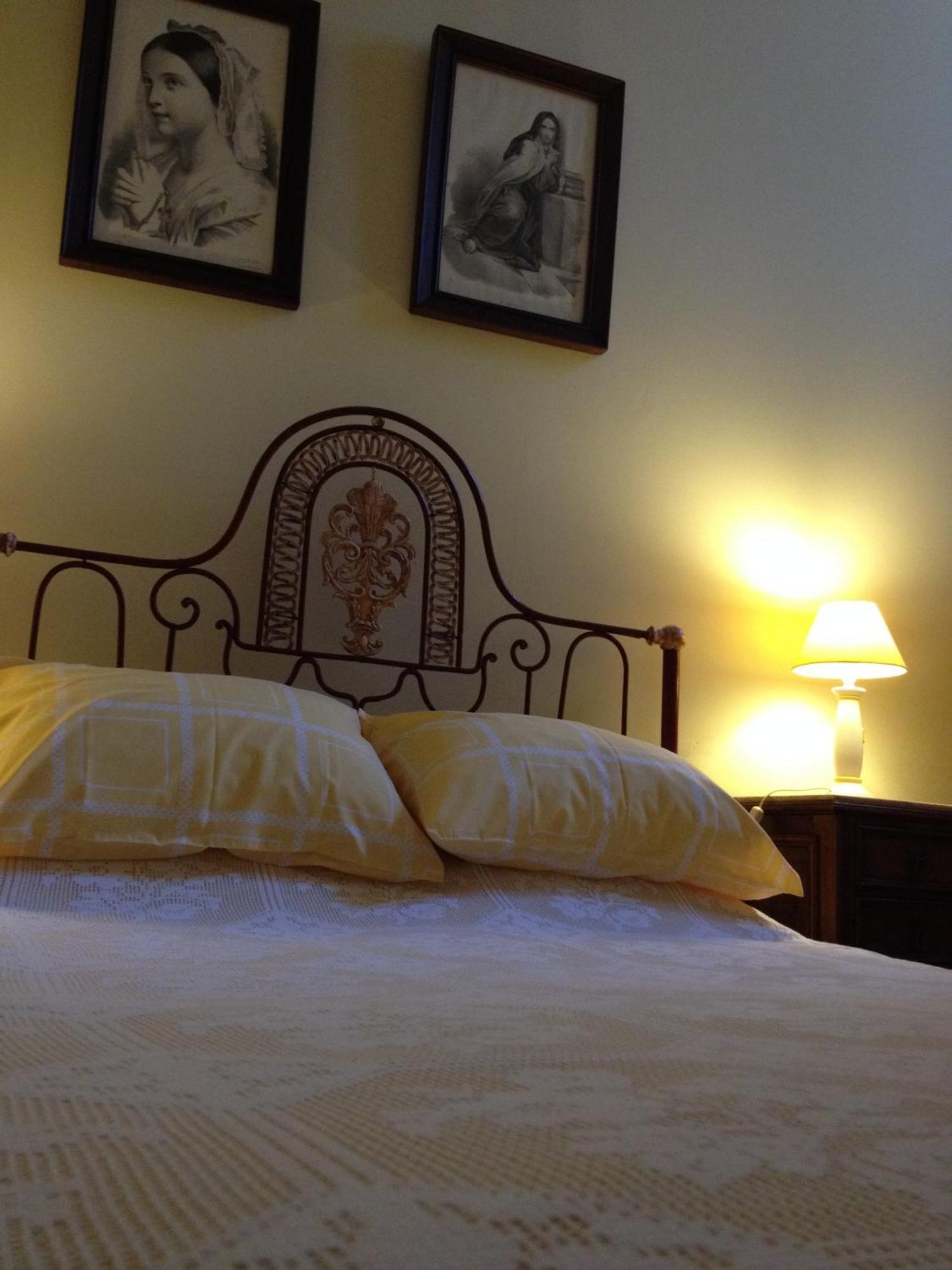 Bed and Breakfast Casa Da Tia Guida Golegã Zimmer foto