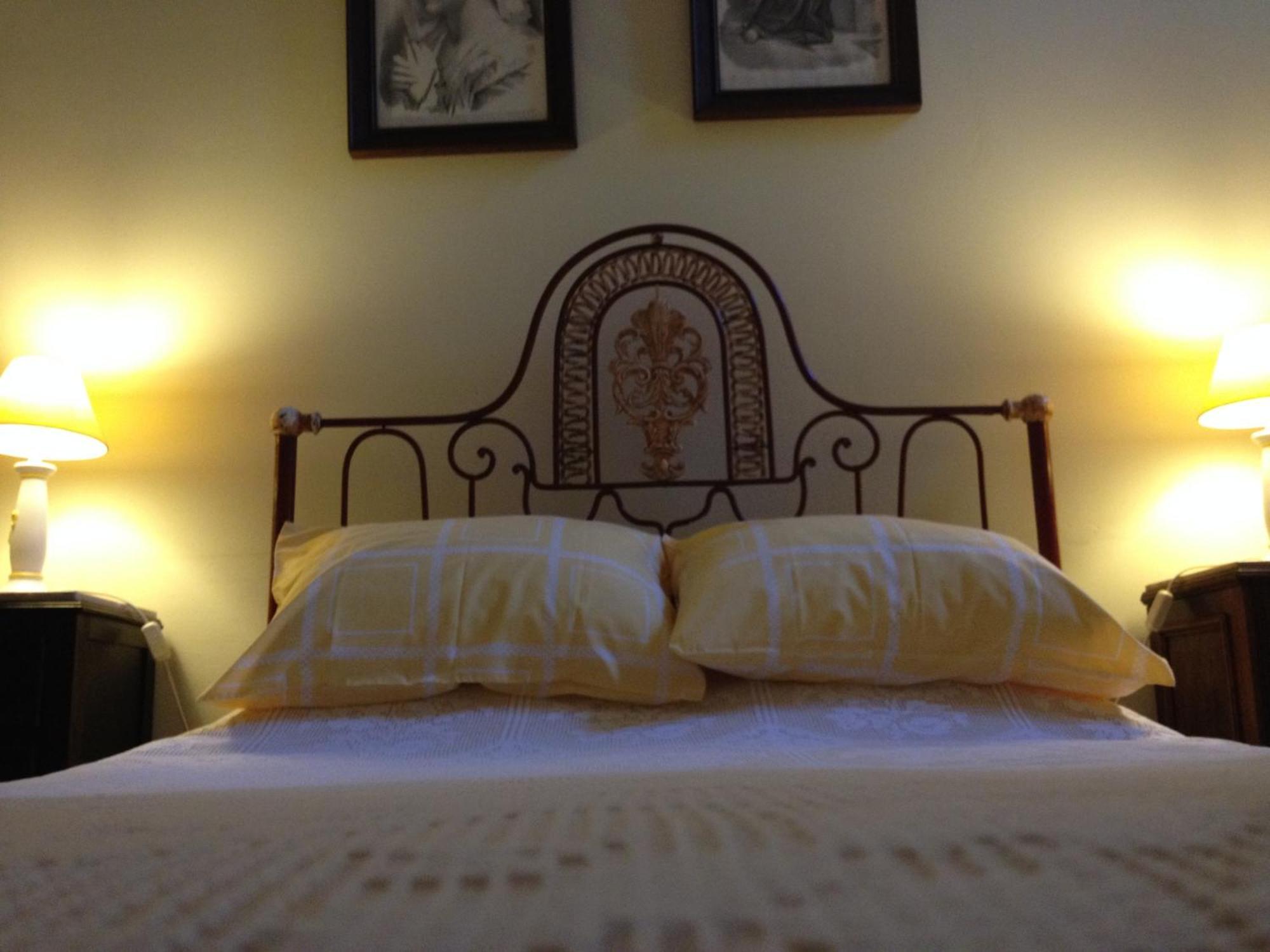 Bed and Breakfast Casa Da Tia Guida Golegã Zimmer foto